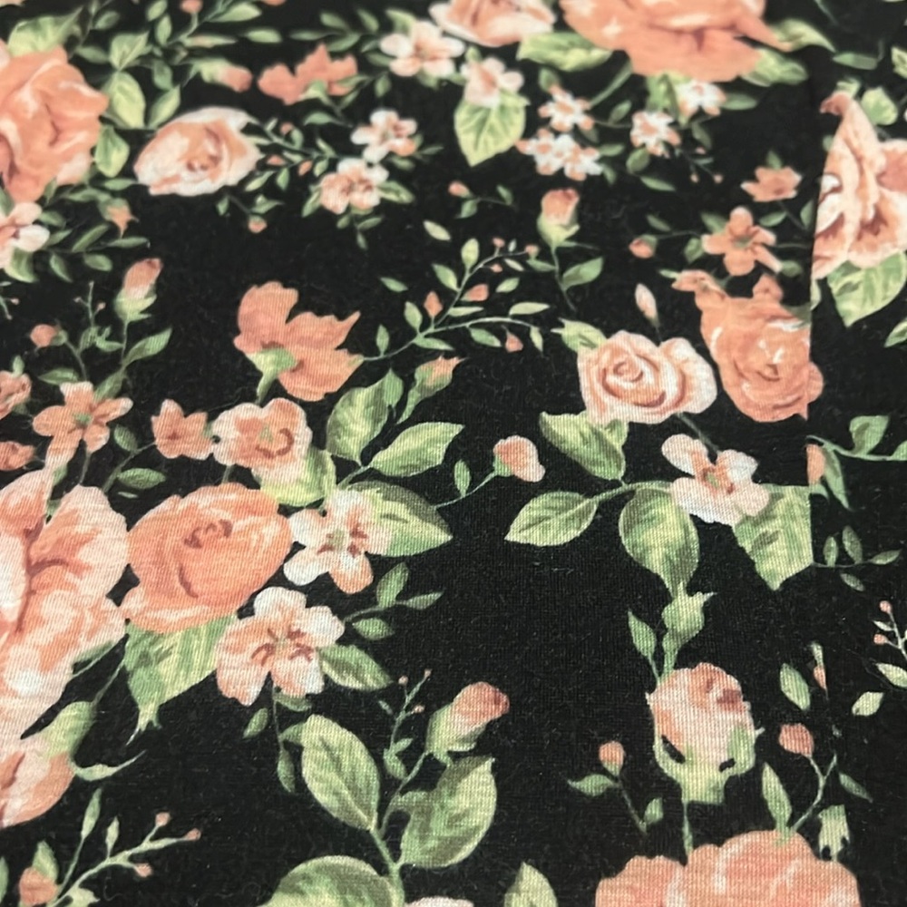 Sleeveless Black Floral Mini Dress - Picture 3 of 4